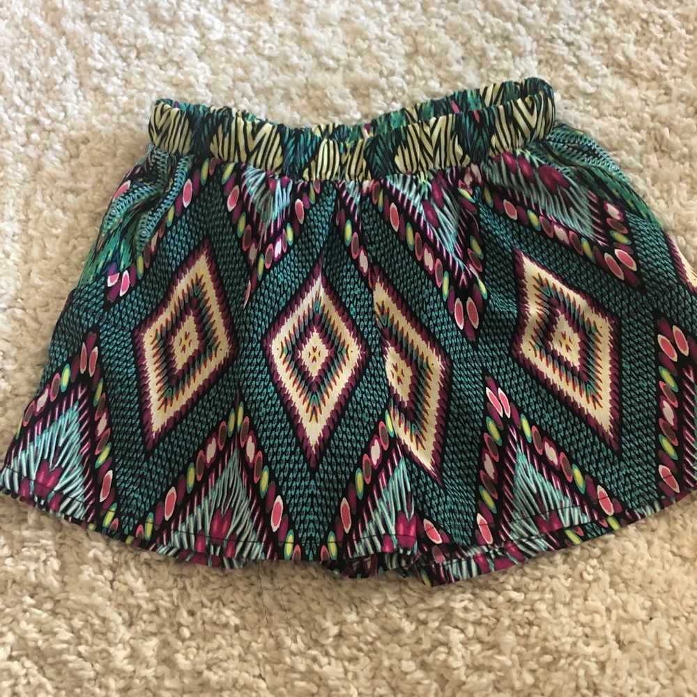 Patterned shorts